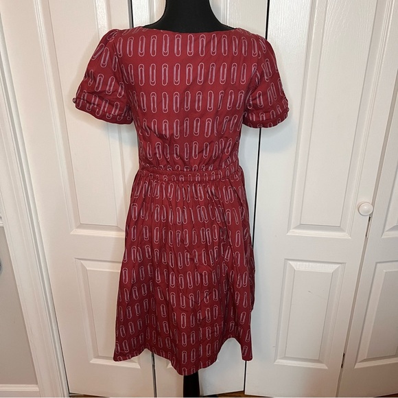Modcloth What's the Scoop A-Line Dress Paper Clip Sz M Short Sleeve Cotton Zip - Picture 7 of 10